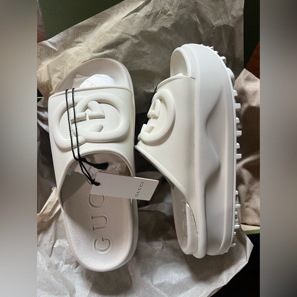 New Gucci GG double G interlock G rubber platform off white slides sandals - Picture 7 of 10